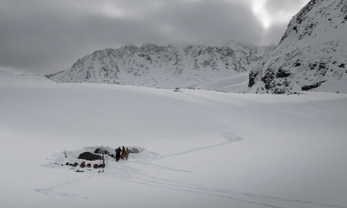 SAMAYA-x-SVEN-BURGI-PREMIÈRE-EXPÉDITION-DANS-LA-GLACIALE-NORVÈGE Samaya