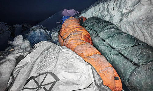 Samaya-x-Lilian-Chance-Un-bivouac-au-sommet-des-Grandes-Jorasses Samaya